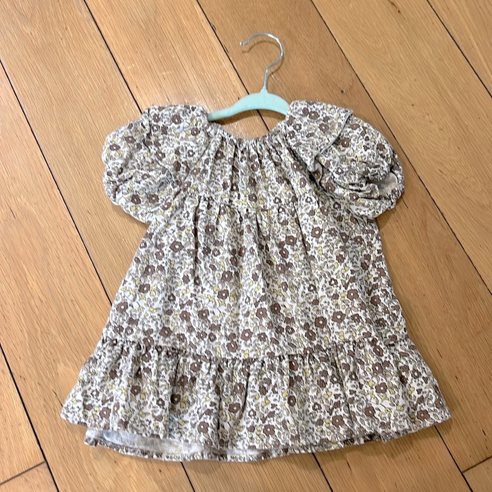 Rylee + Cru Neutral Floral Dress; EUC; Size 3-6 mo.